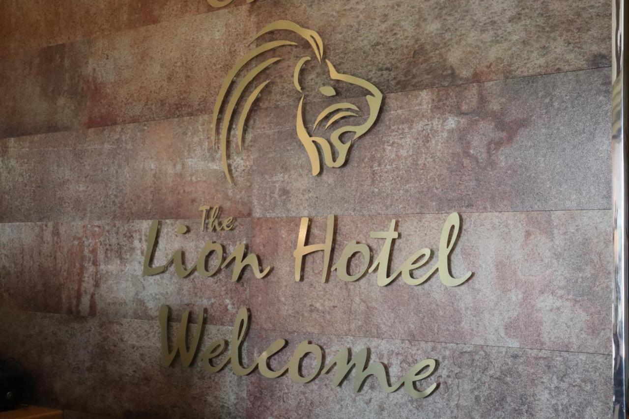 Lion Hotel & Studio Apartments Крик'єт Екстер'єр фото
